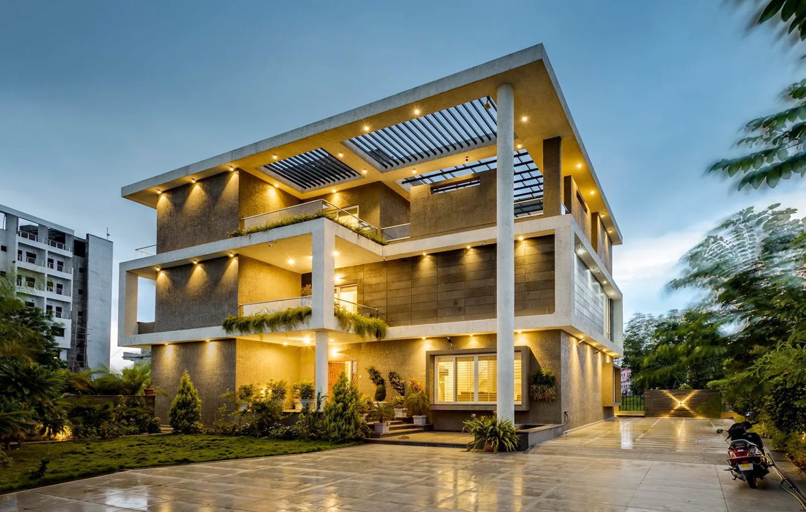 Hambarde Residence